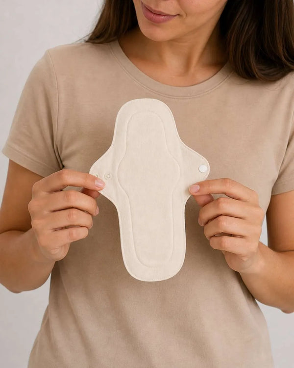 Inoya reusable organic cotton pad in Regular size for medium flow.